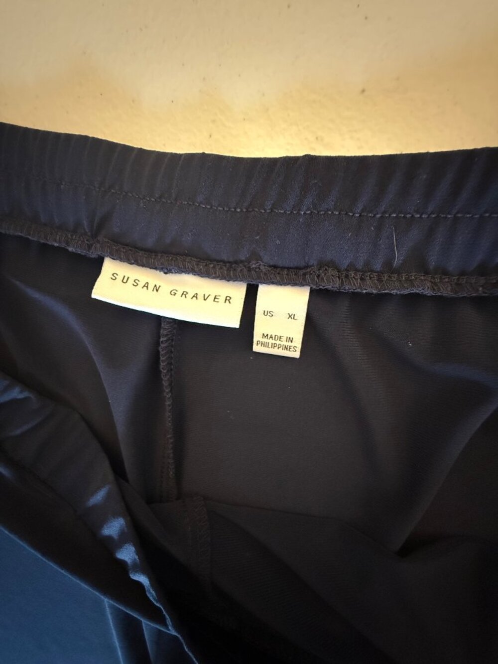 Susan Graver, Capris Pants, Black, XL